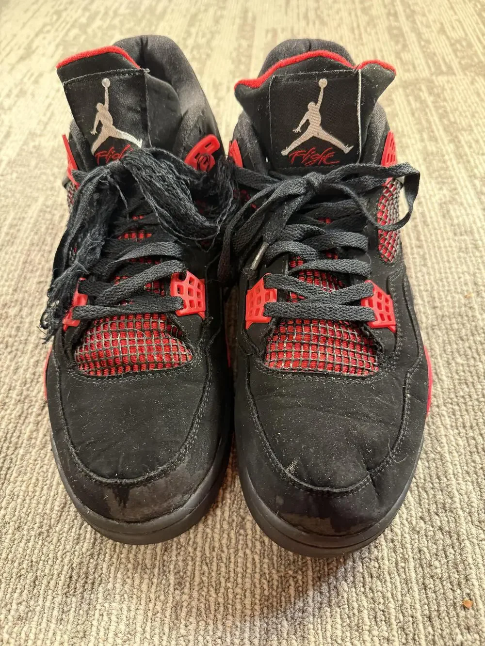 Nike Air Jordan 4 Retro Shoes Mens Size 9.5 Black Red Thunder Suede CT8527-016